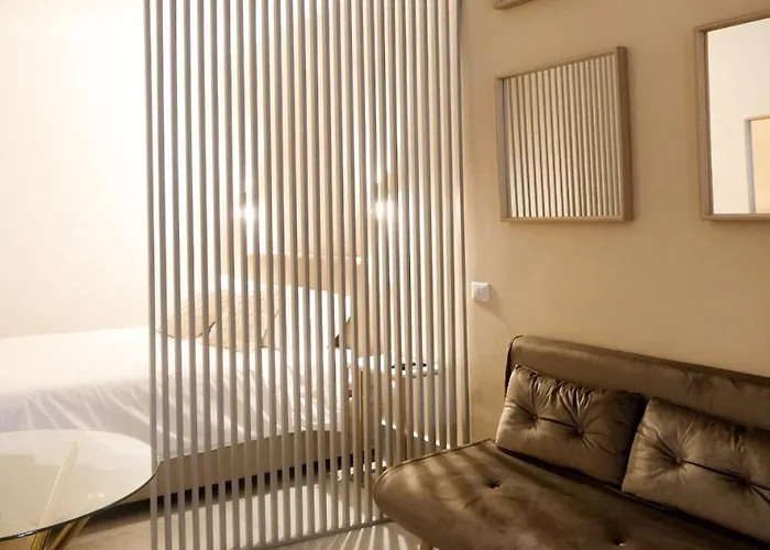 Adounia Home